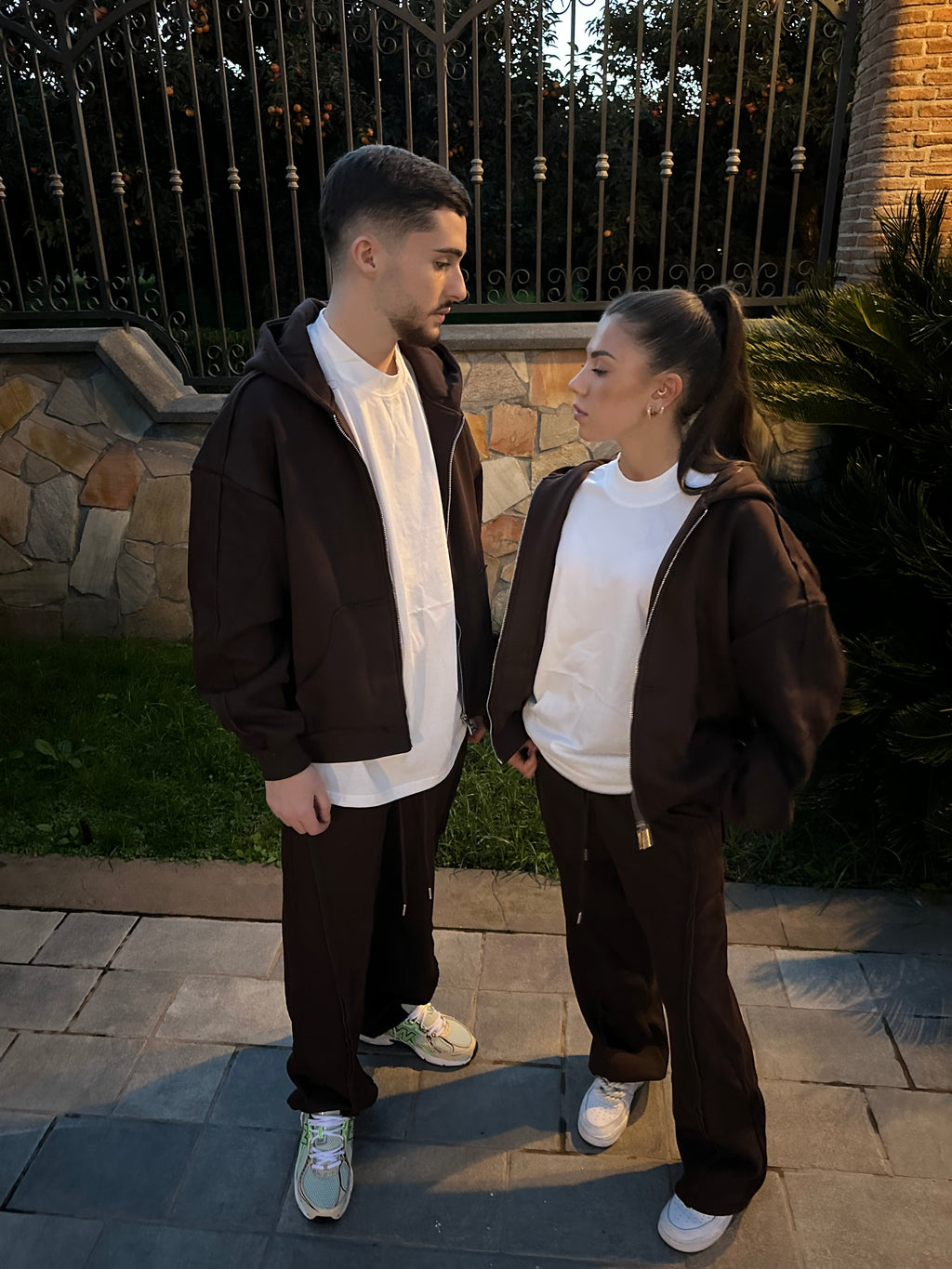 Brown Oversize Set – Felpa Short & Pantalone Wide